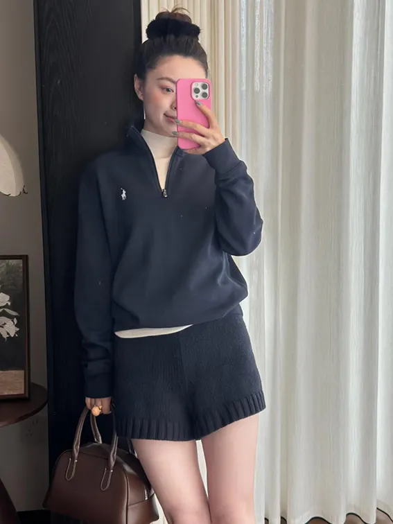 ┃ ┃